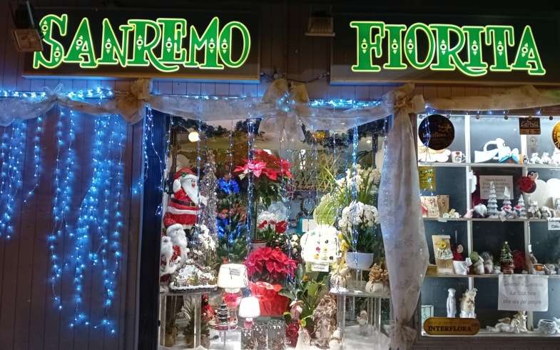 Sono arrivati gli addobbi natalizi!